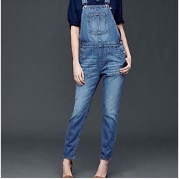 Gap Overall Ankle Jeans - Picture 2 of 10